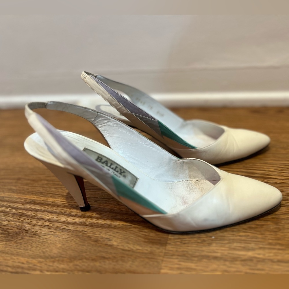 Vintage Bally Leather Slingback Pumps